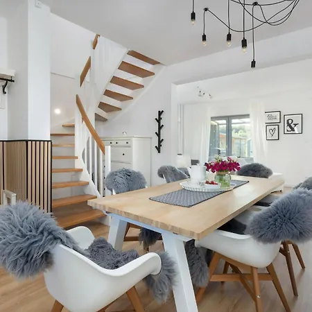 Sea Life Semesterbostad Trzęsacz